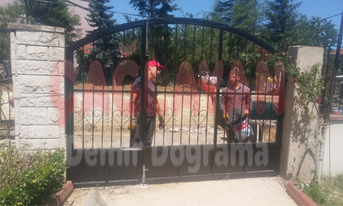 ferforje, bahce,giris, kapisi